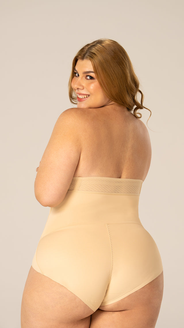 P-06336 Panty extra alto (Beige)