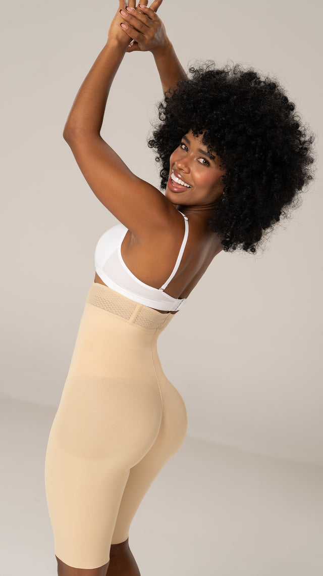 SXA-06313 Short pierna larga, talle alto, glúteos prehormados (Beige)