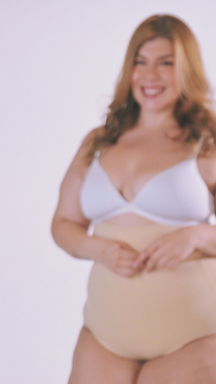 P-06336 Panty extra alto (Beige)